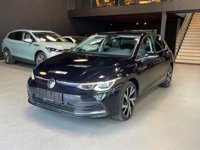 VW Golf VIII 1,4 eHybrid DSG 5d