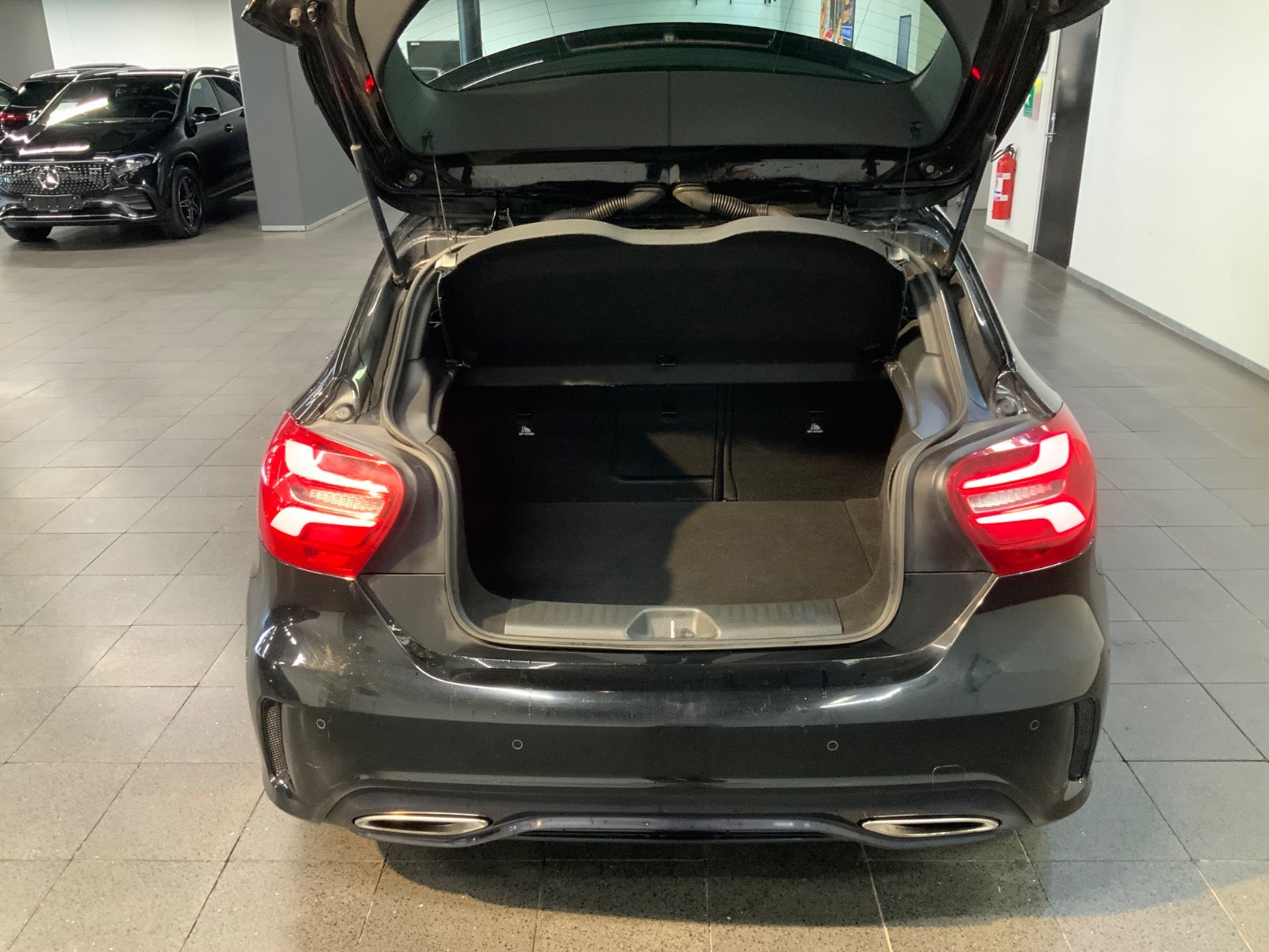 Mercedes-Benz A 200 (6/8)