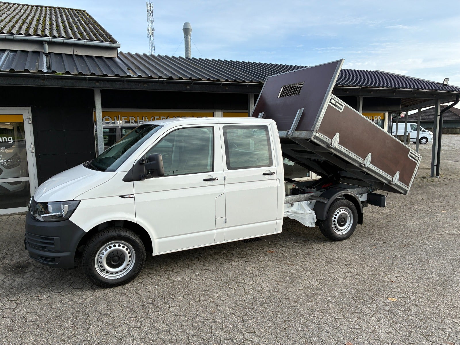 VW Transporter TDi 102 Db.Kab m/lad