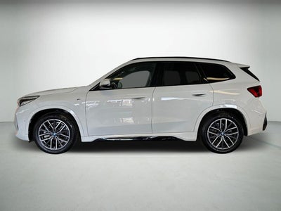 BMW iX1 xDrive30 M-Sport billede 3