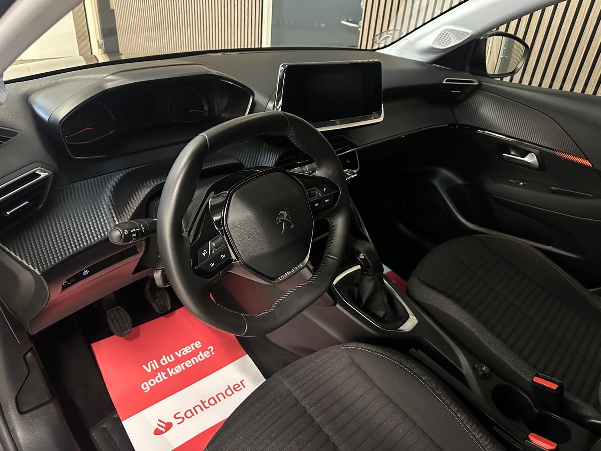 Peugeot 208 PureTech 75 Active Pack Peugeot 208 PureTech 75 Active Pack