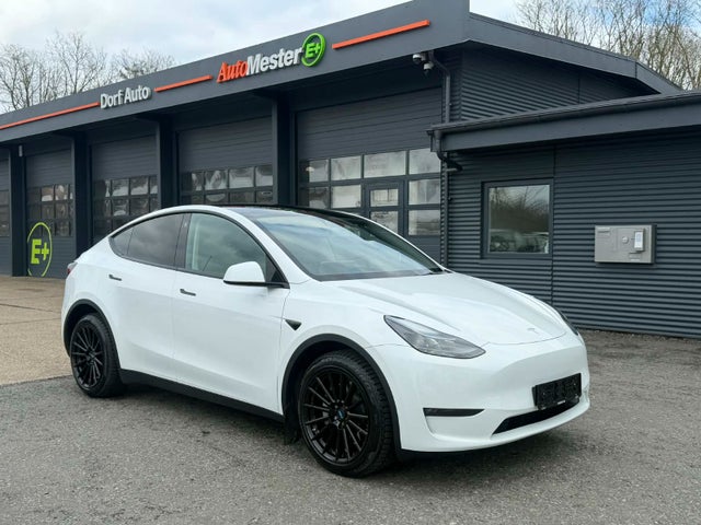 Tesla Model Y Long Range AWD
