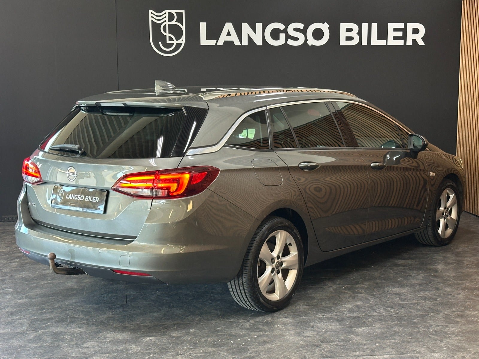 Billede af Opel Astra 1,6 CDTi 136 Exclusive Sports Tourer aut.
