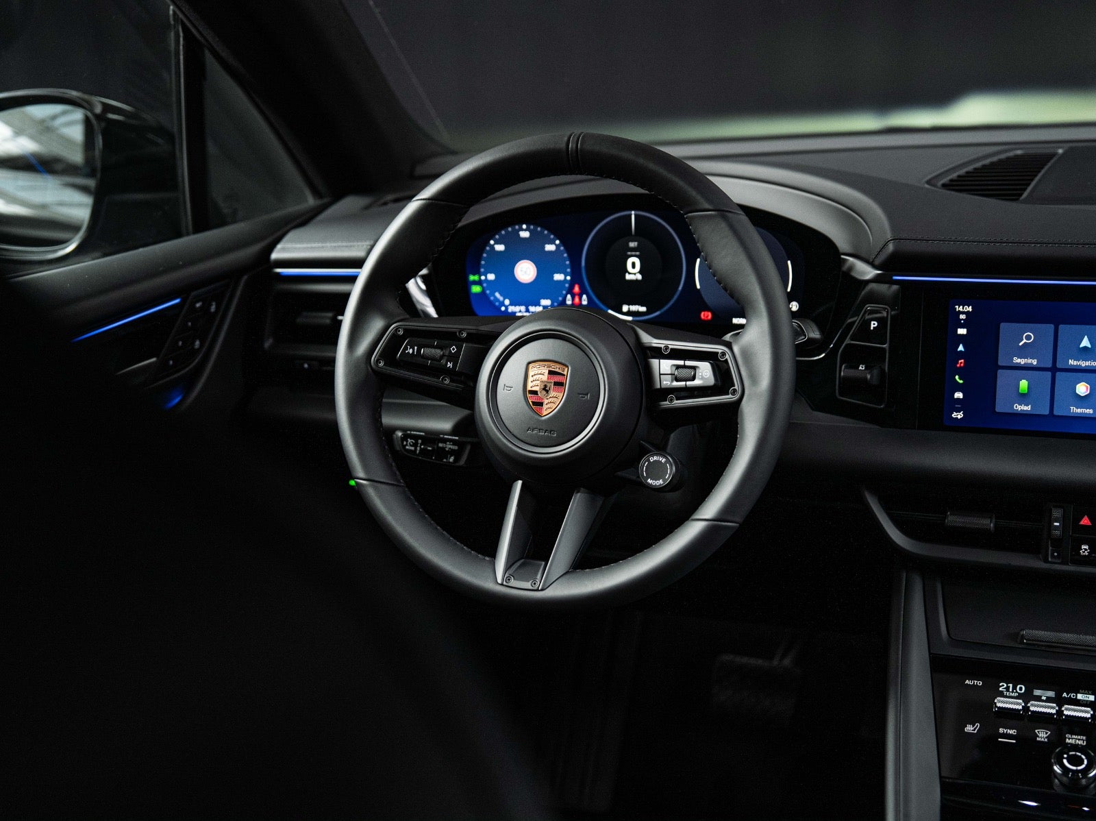 Gallery image 14 of 18