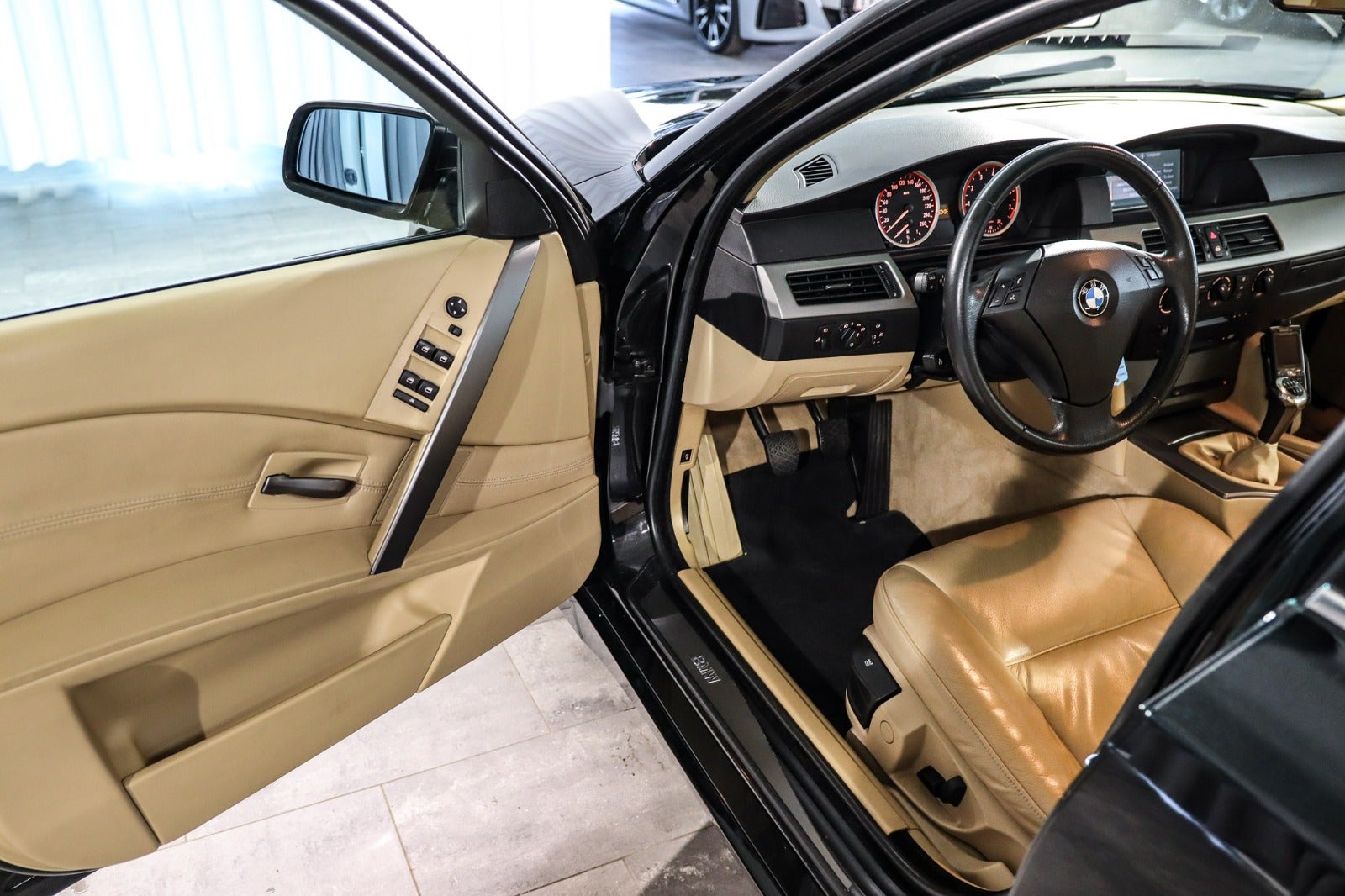 Billede af BMW 525i 2,5 