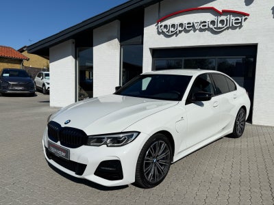 BMW 330e