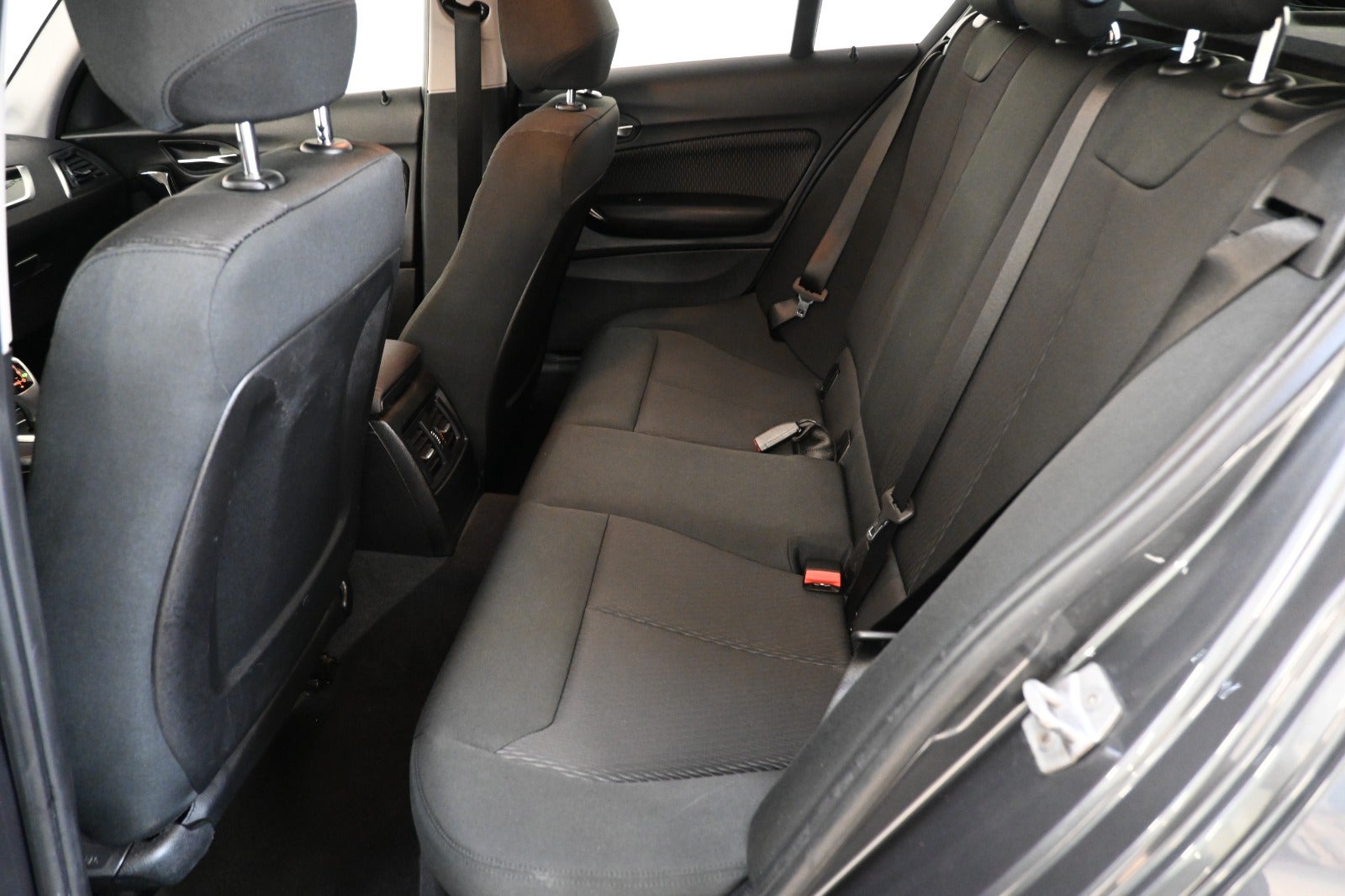 BMW 120i Connected aut.