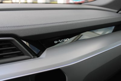 Audi e-tron S-line quattro