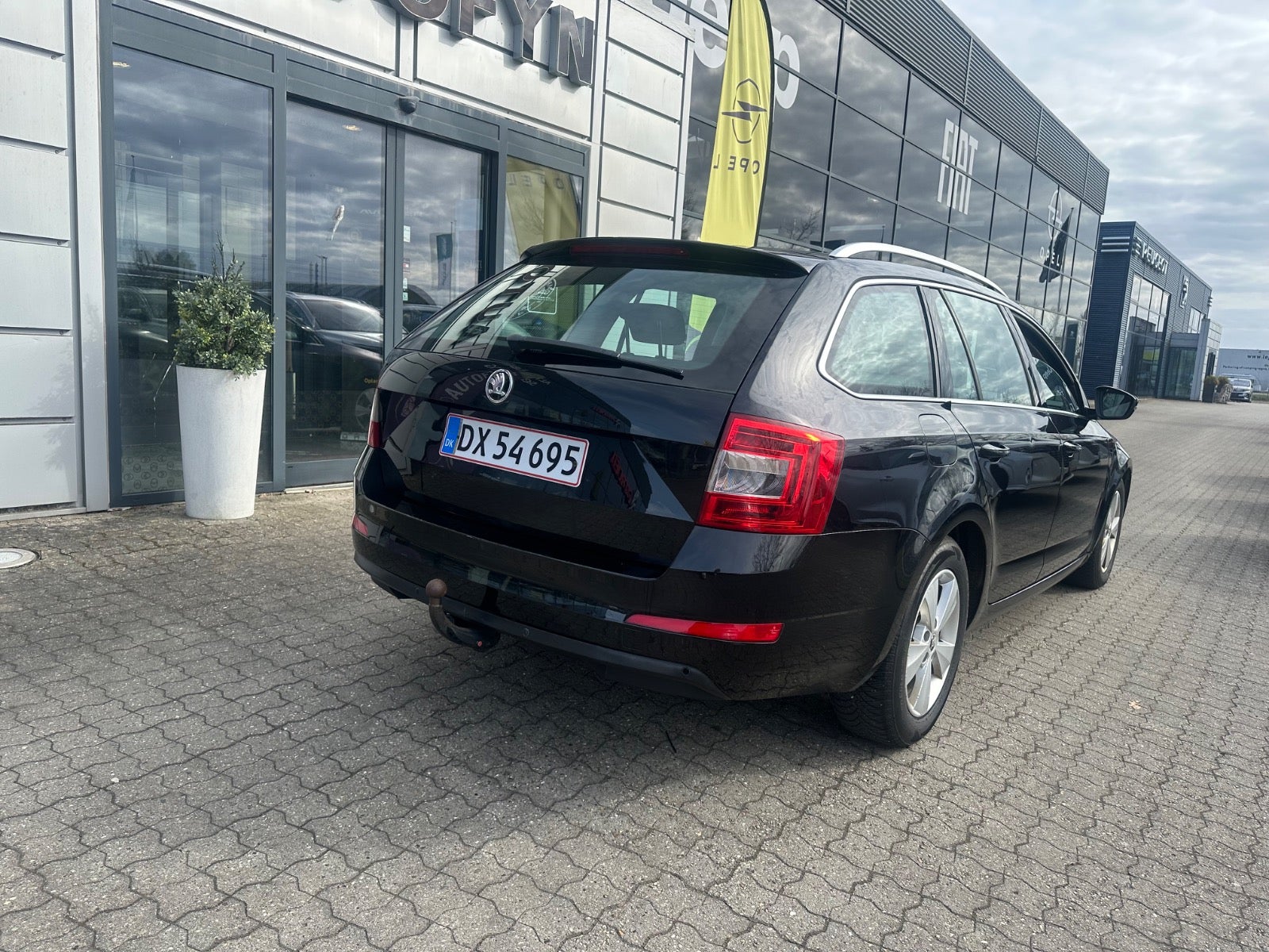 Skoda Octavia TDi 150 Elegance Combi DSG