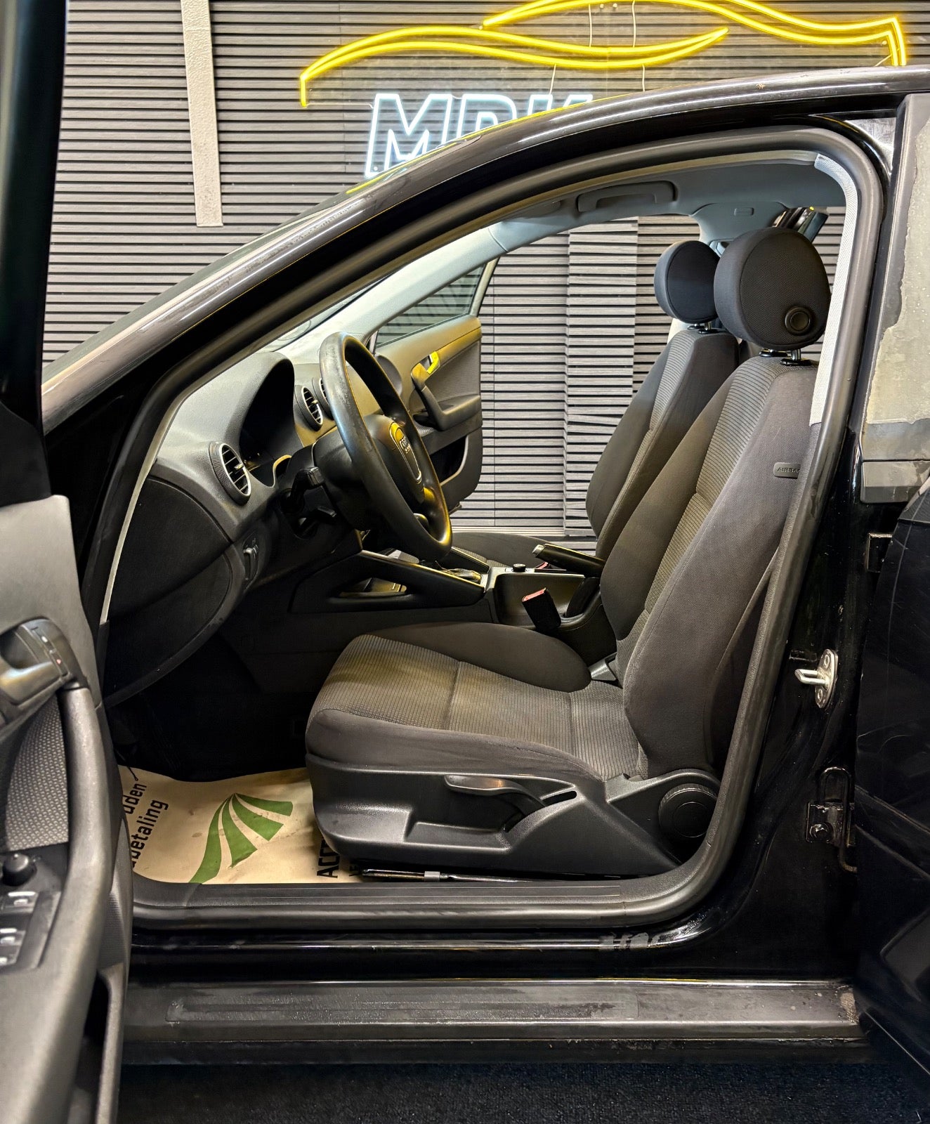 Billede af Audi A3 1,6 Attraction Sportback aut.