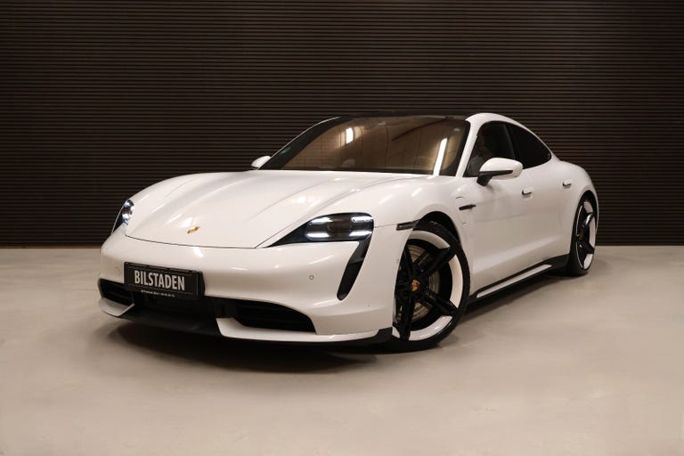 Porsche Taycan Turbo Performance+