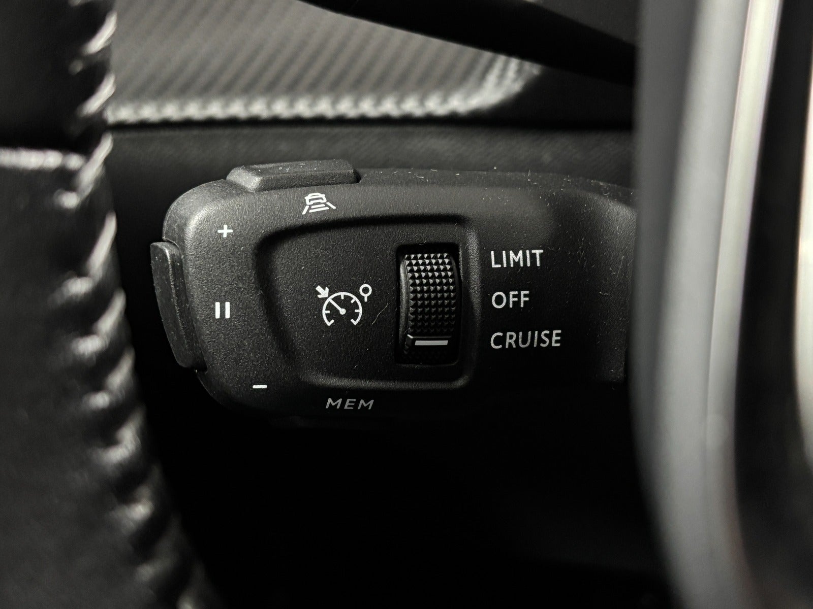 Billede af Peugeot 208 1,5 BlueHDi 100 Allure Sky