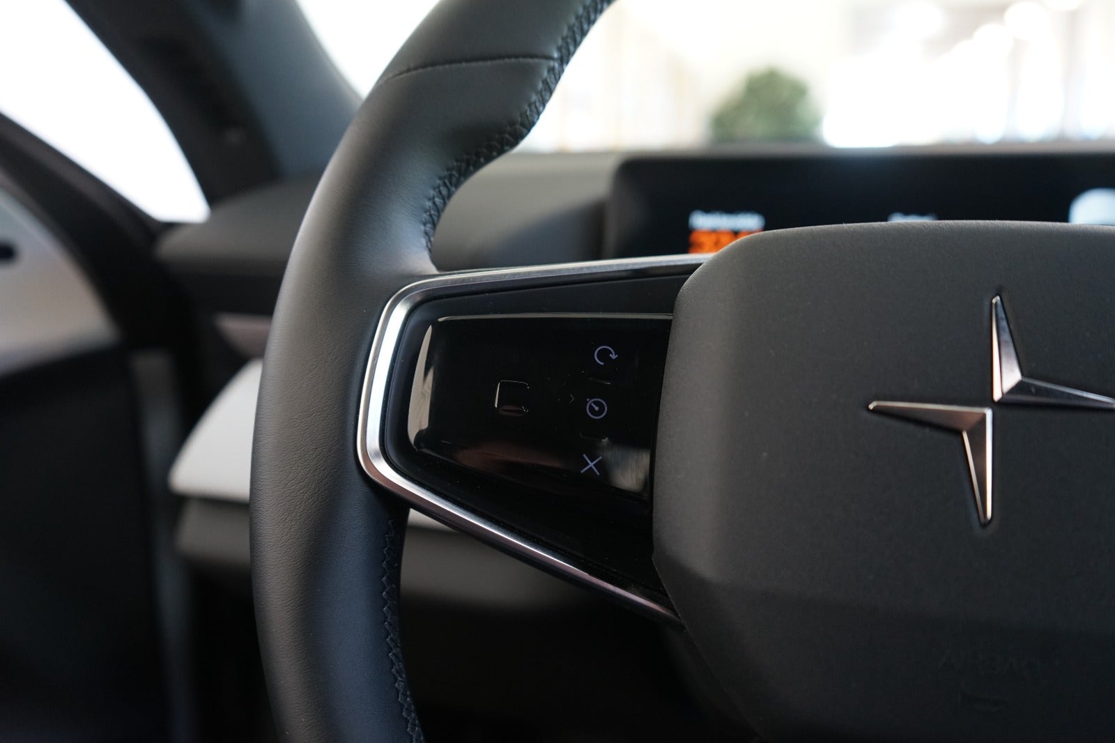 Polestar 4