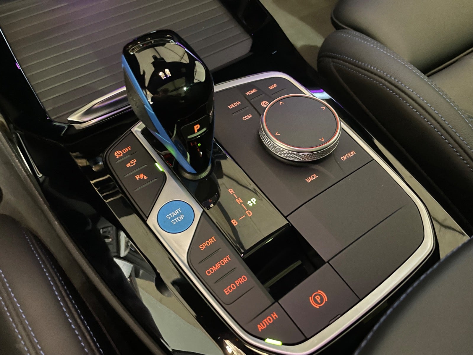 BMW iX3 Charged Plus M-Sport