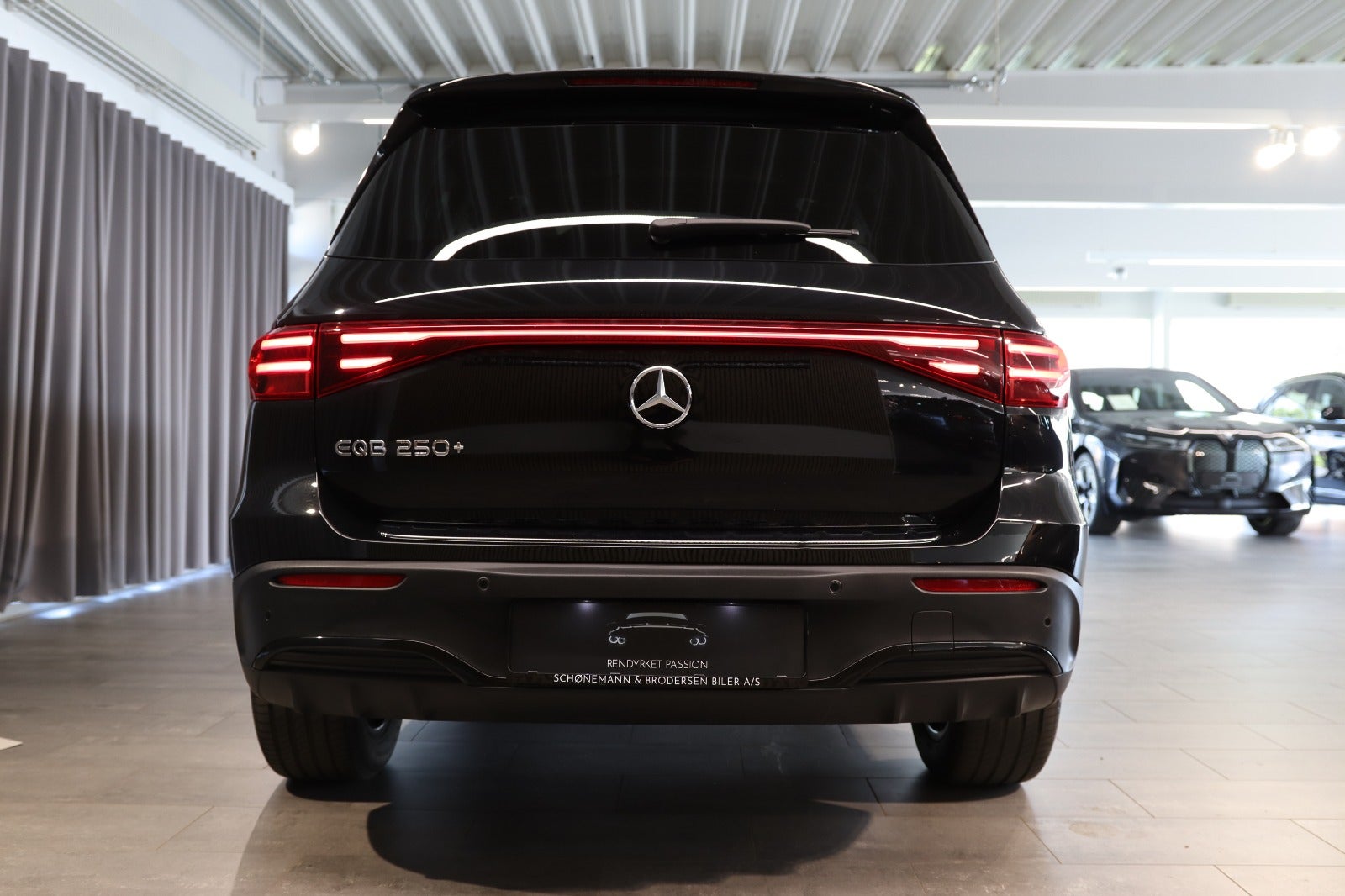 Billede af Mercedes EQB250+  AMG Line Advance Plus 7prs