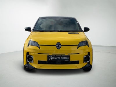 Renault 5 E-Tech Iconic