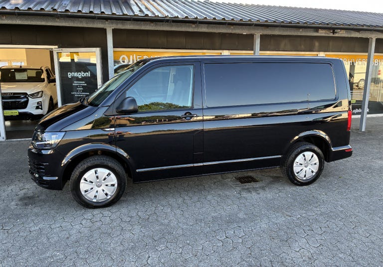 VW Transporter TDi 150 Kassevogn DSG kort
