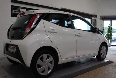 Toyota Aygo VVT-i x-wave x-shift