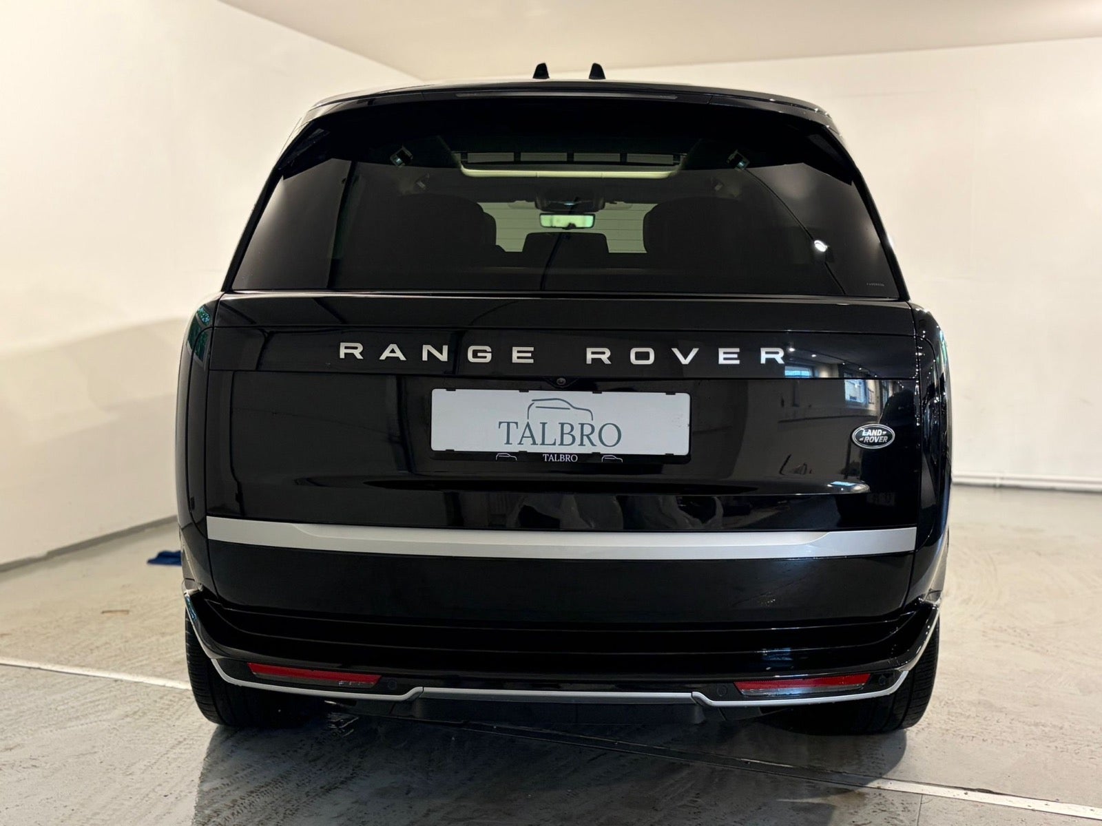 Land Rover – Range Rover