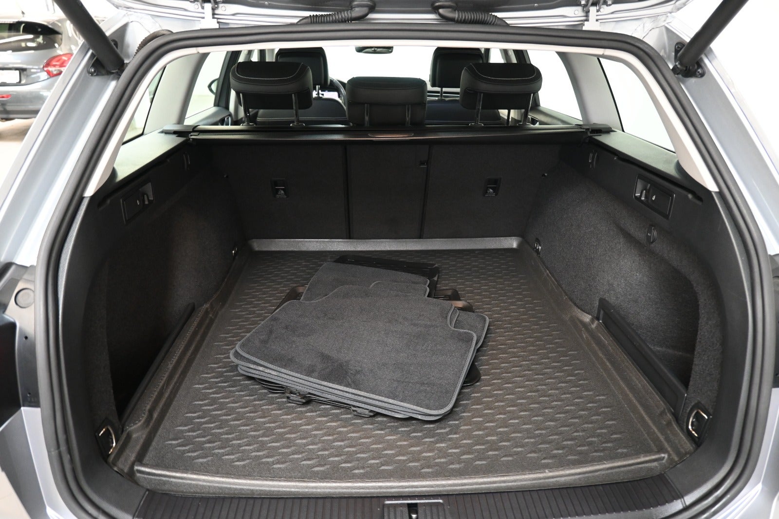 VW Passat TSi 150 Elegance+ Pro Variant DSG