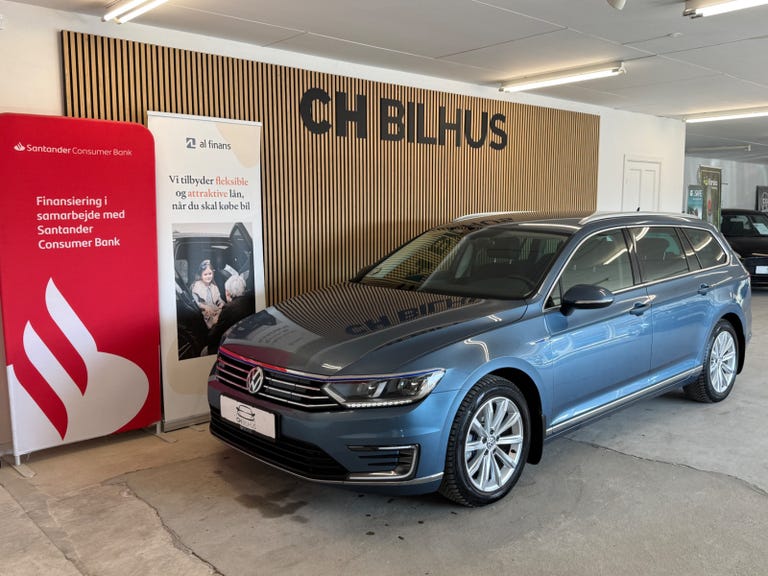 VW Passat GTE Variant DSG