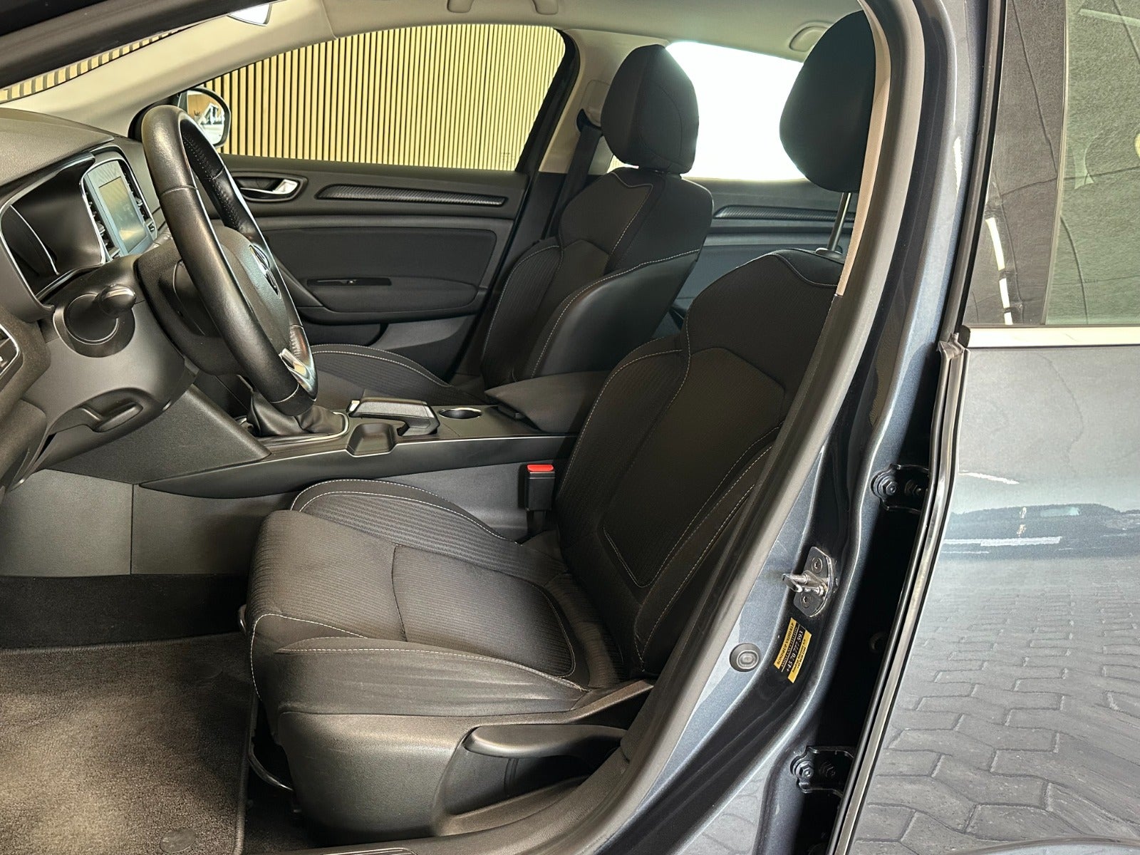 Renault Megane IV TCe 100 Zen