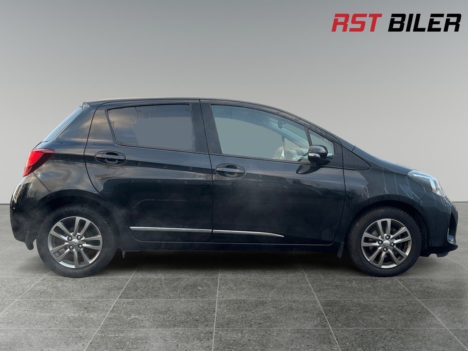 Toyota Yaris 2016