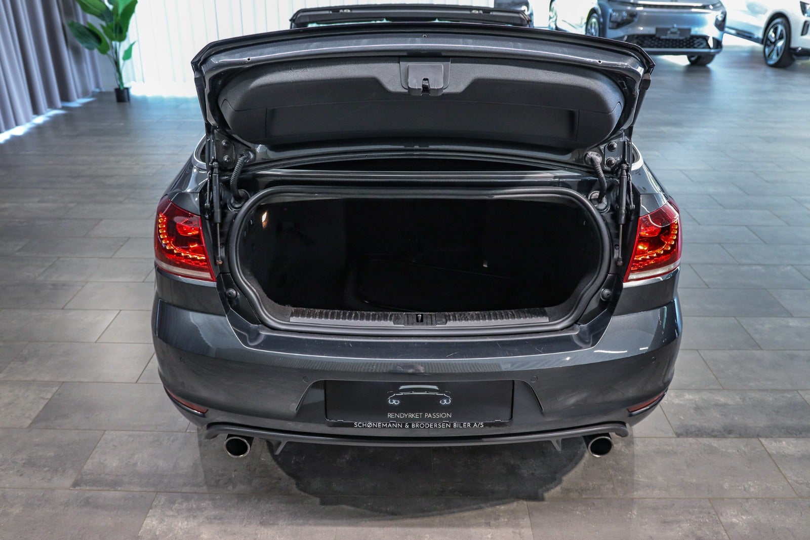 Billede af VW Golf VI 2,0 GTi Cabriolet DSG