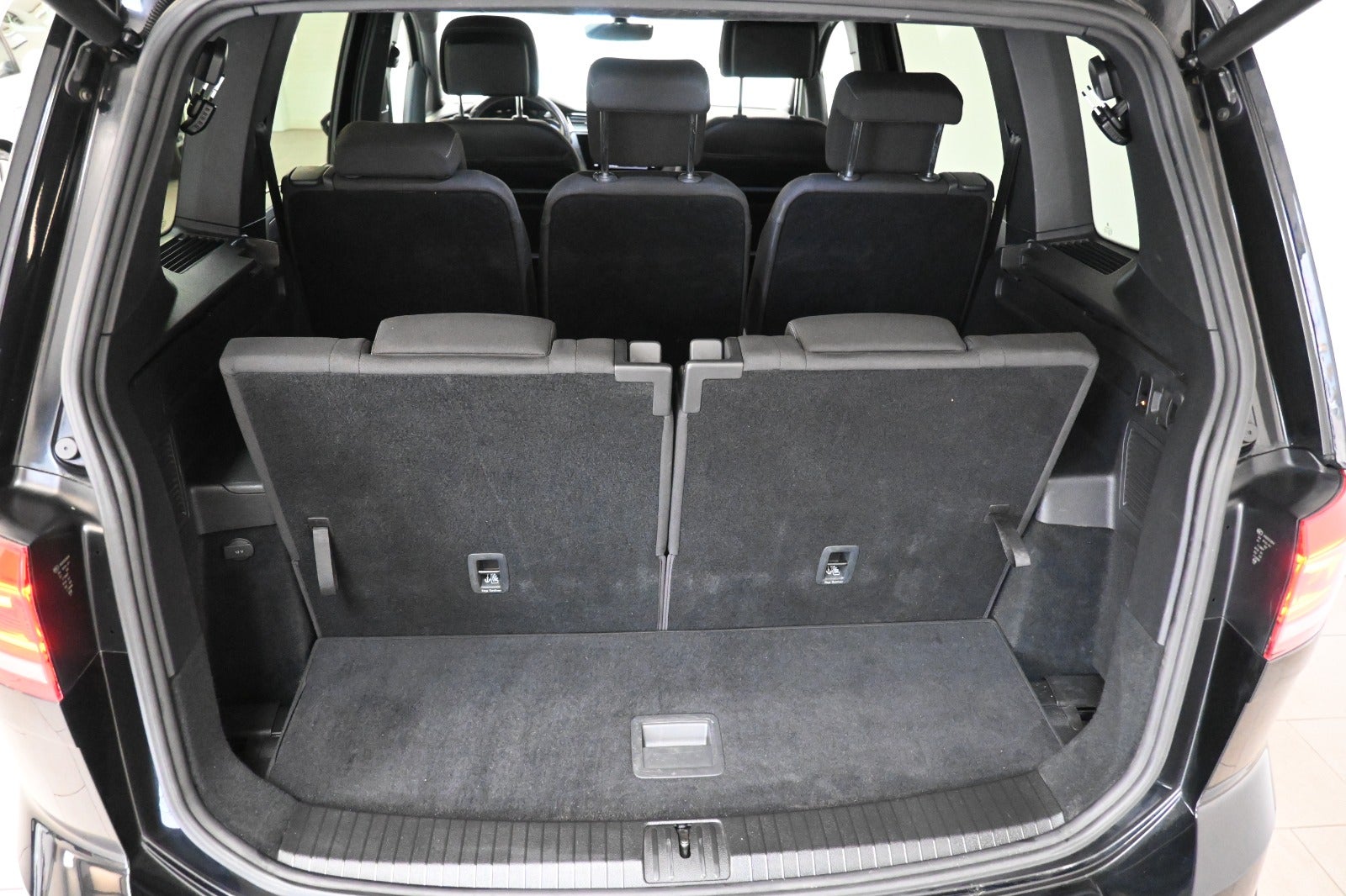 VW Touran TSi 150 R-line DSG 7prs