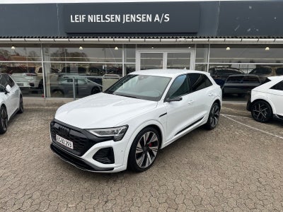 Audi Q8 e-tron 55 S-line quattro 5d