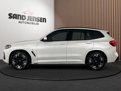 BMW iX3 Charged Plus