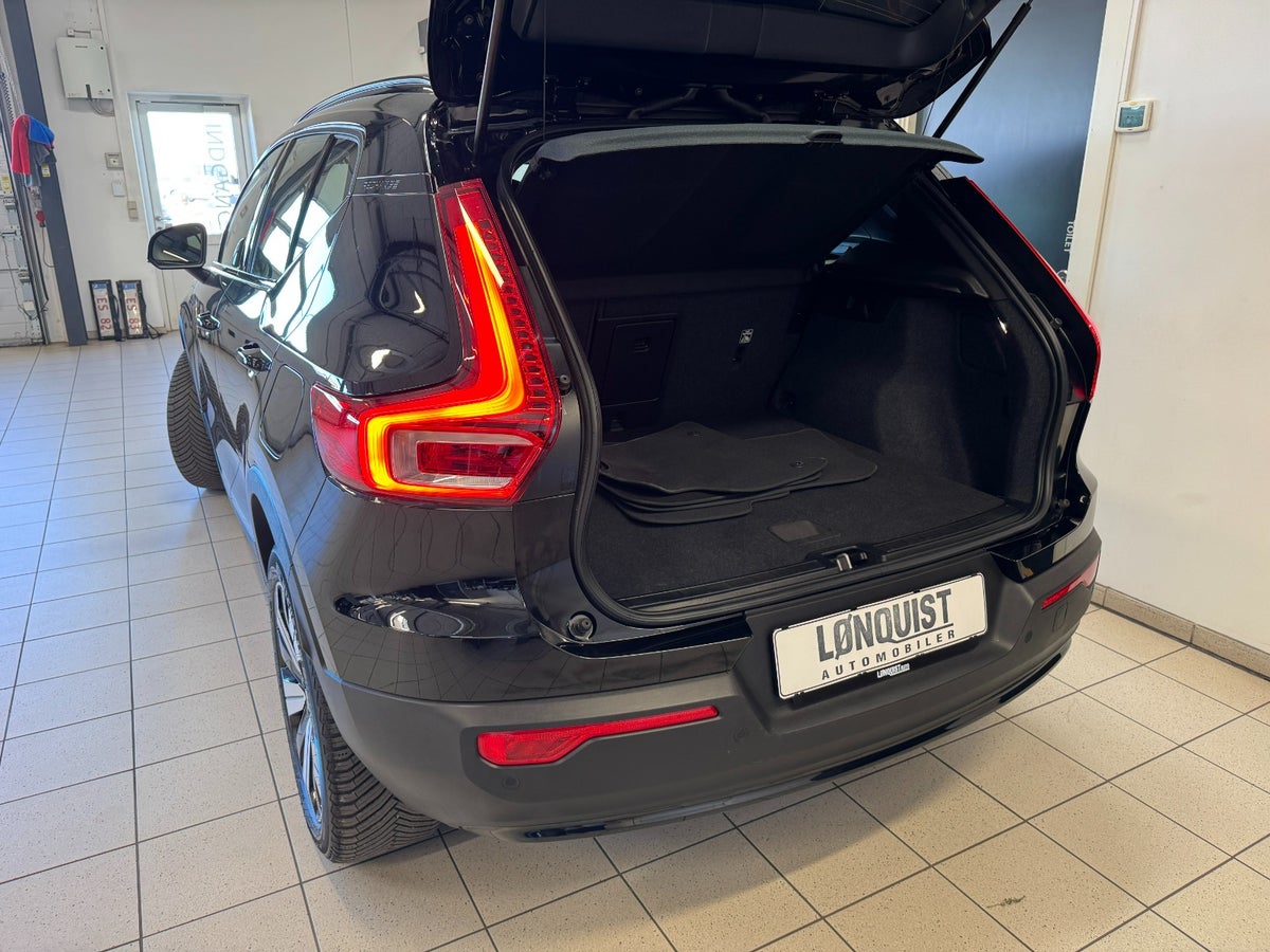 Volvo XC40 P6 ReCharge Core
