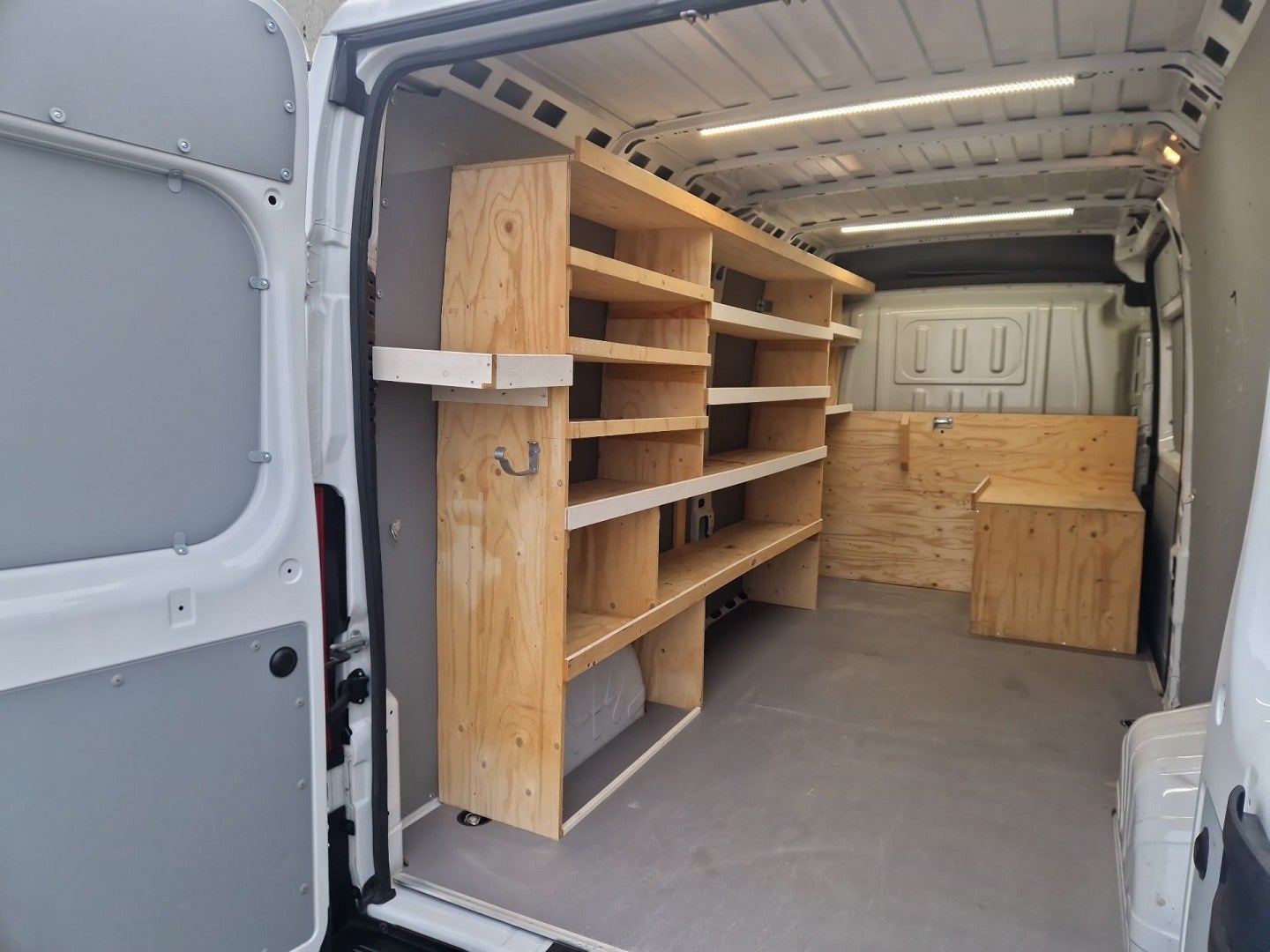 Billede af Citroën Jumper 33 2,2 BlueHDi 140 L3H2 MasterLine