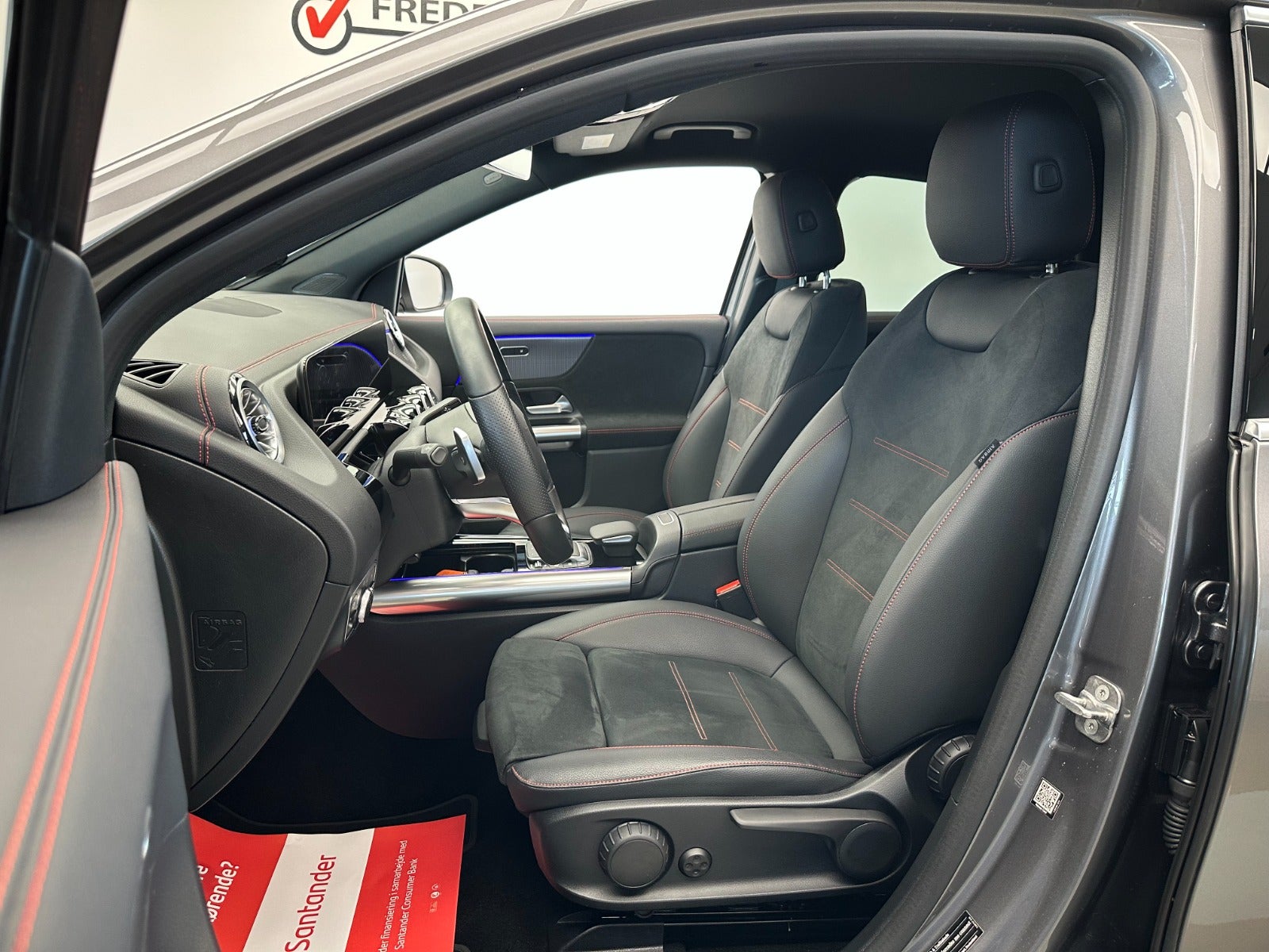 Billede af Mercedes EQA350  AMG Line 4Matic