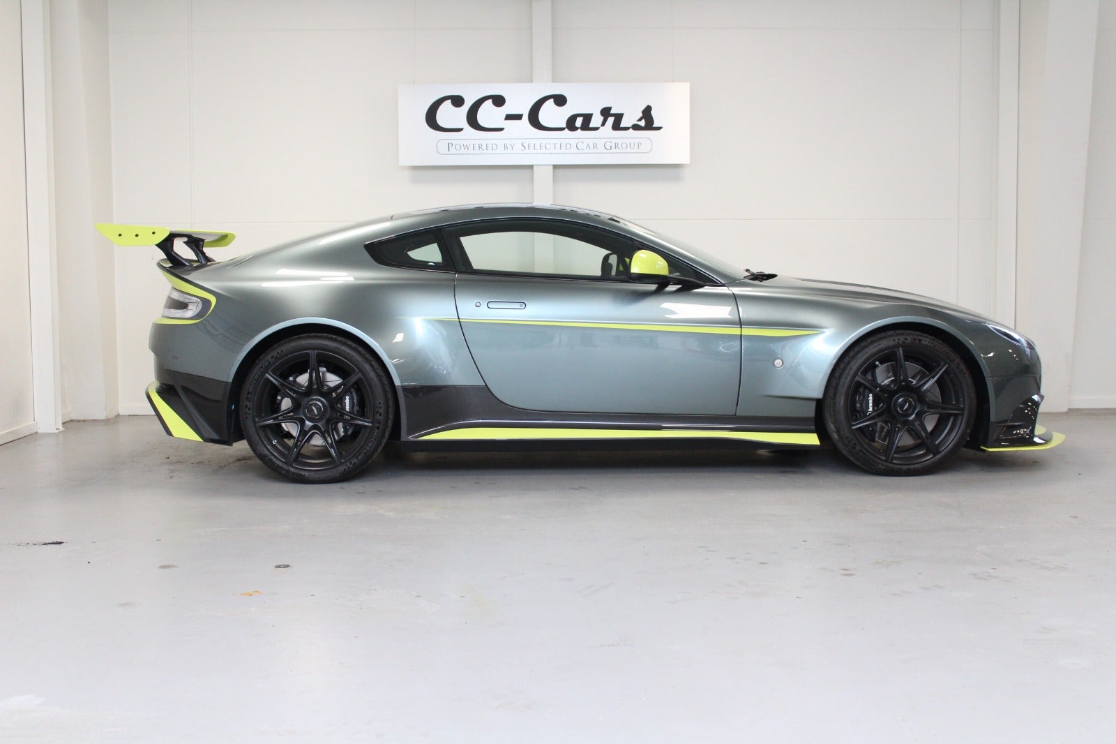 Aston Martin Vantage GT8 4,7 Coupé