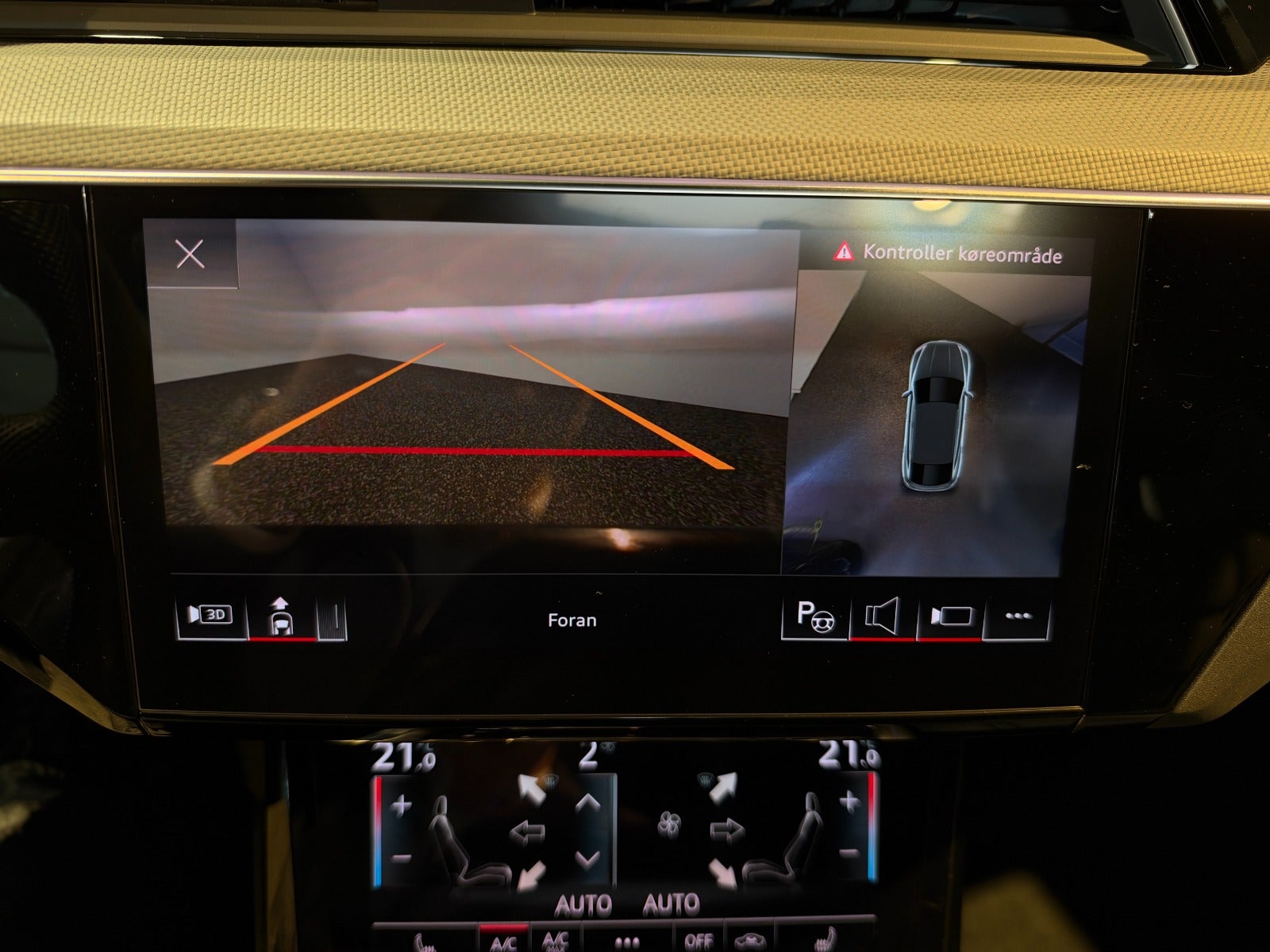 Audi Q8 e-tron 55 S-line Sportback quattro 5d - 19