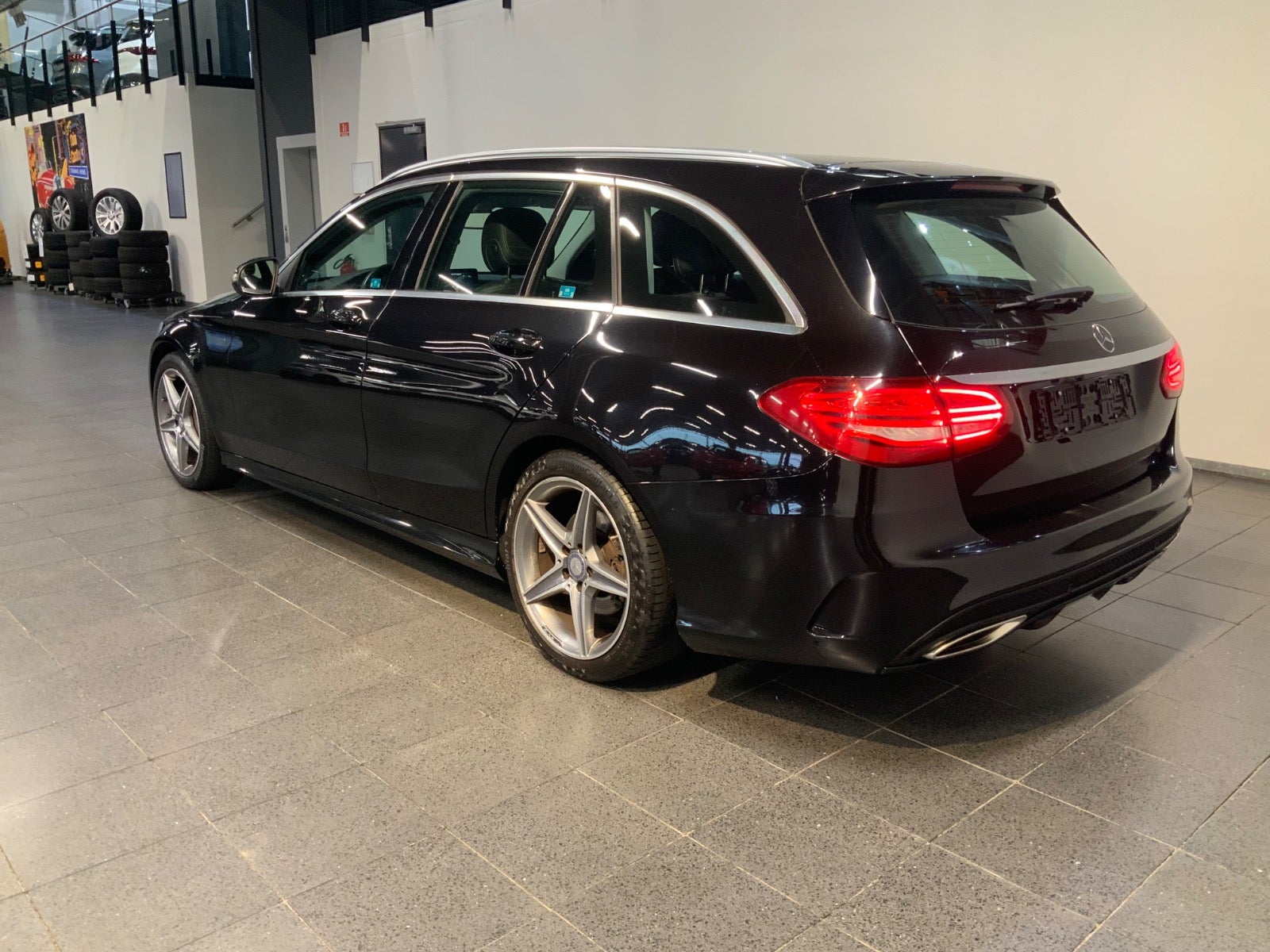Mercedes-Benz C 200 (3/8)