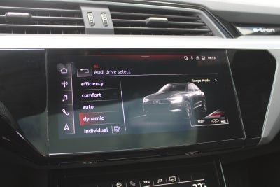 Audi e-tron S-line quattro