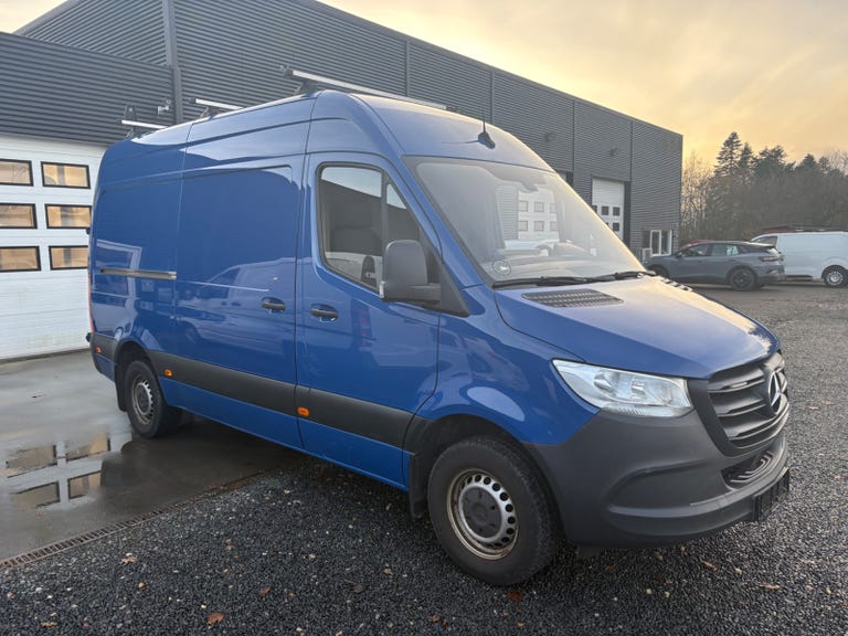 Mercedes Sprinter 319 CDi A2 Kassevogn aut. RWD