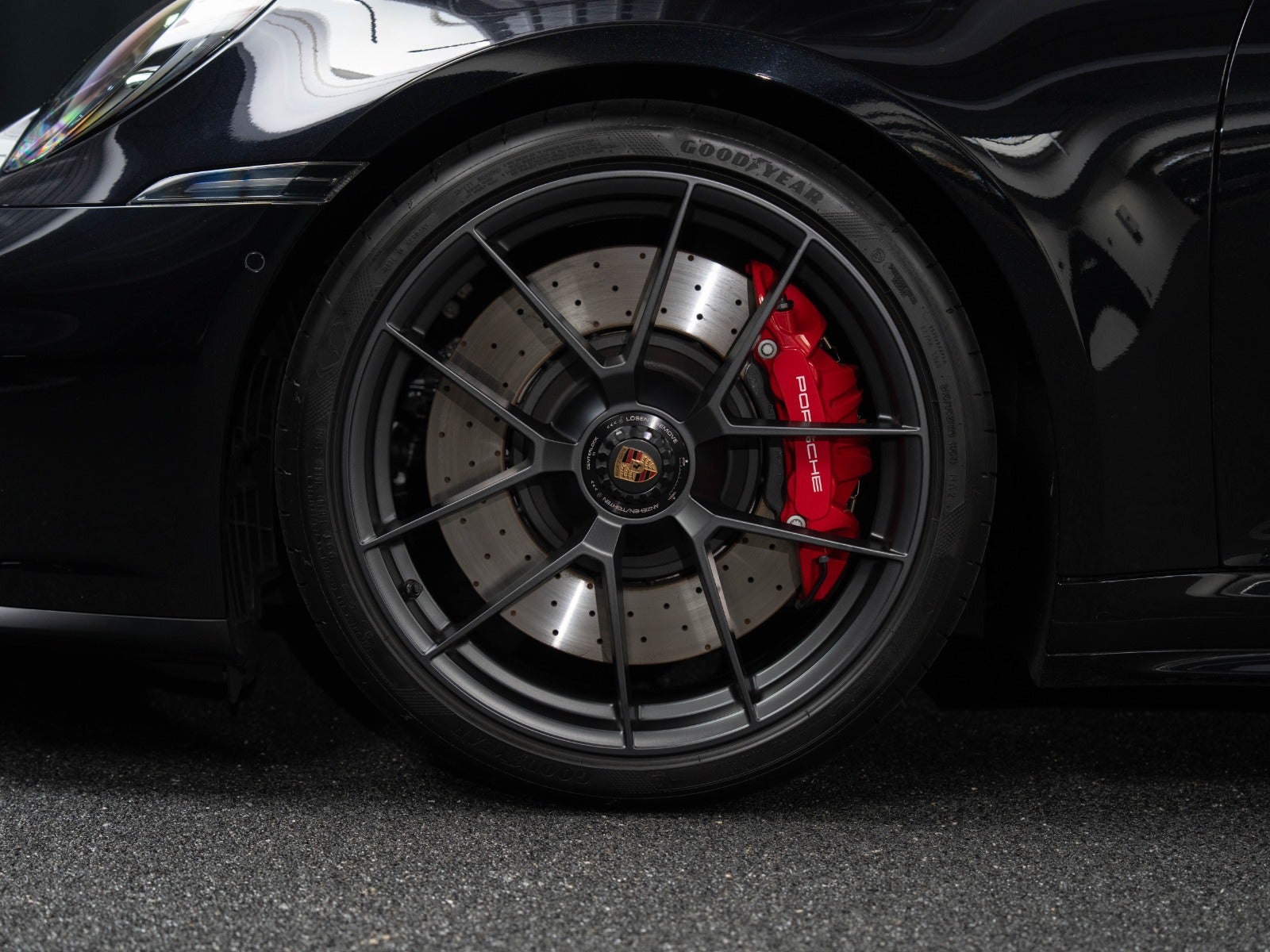 Gallery image 6 of 18