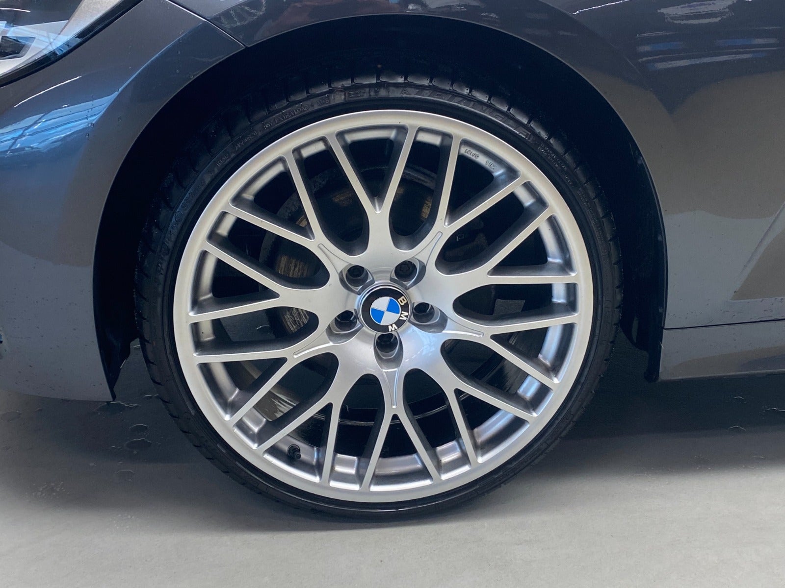 Billede af BMW 320d 2,0 Touring Sport Line aut.