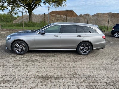 Mercedes E300 de 2,0 AMG Line stc. aut. 5d