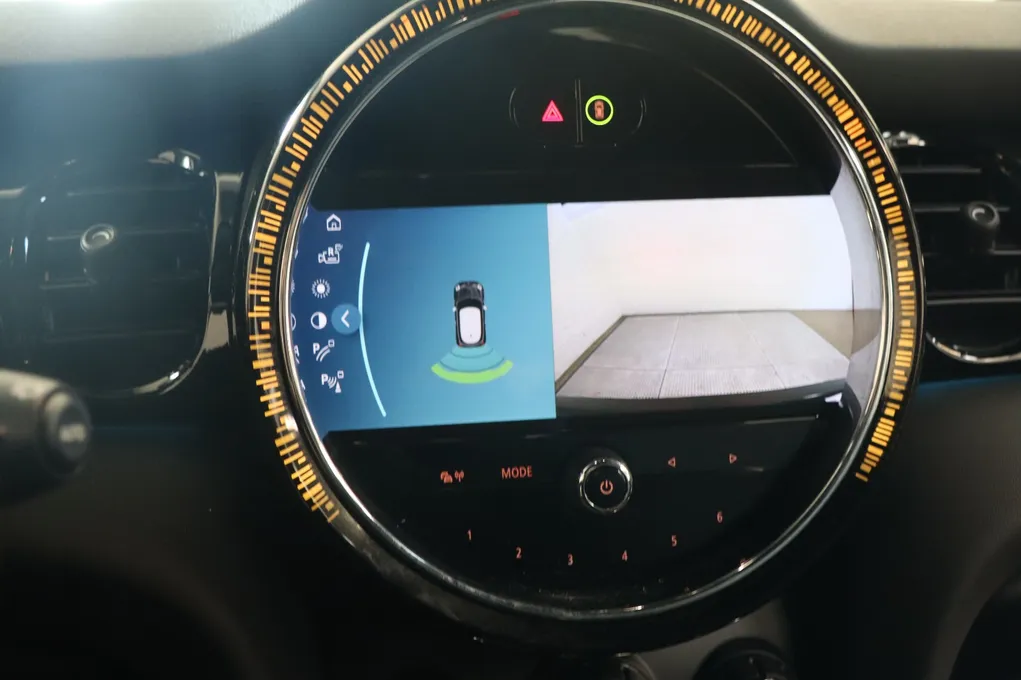 MINI Cooper SE Classic Trim