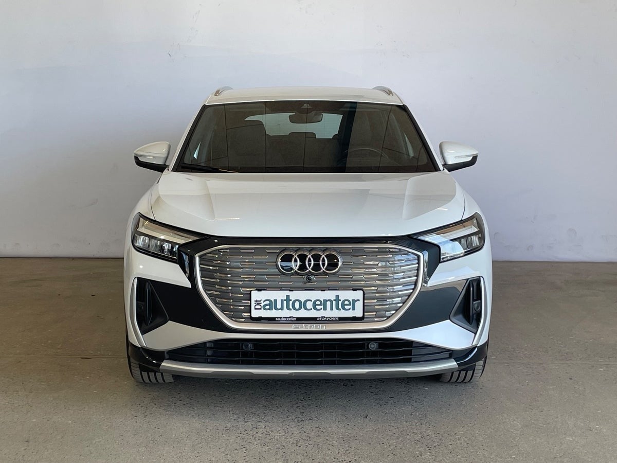 Audi Q4 e-tron S-line quattro Van