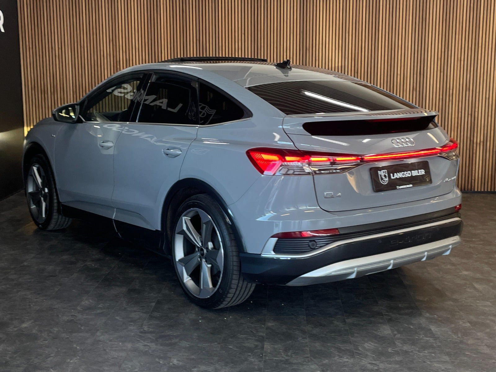 Billede af Audi Q4 e-tron 40 edition one S-line Sportback