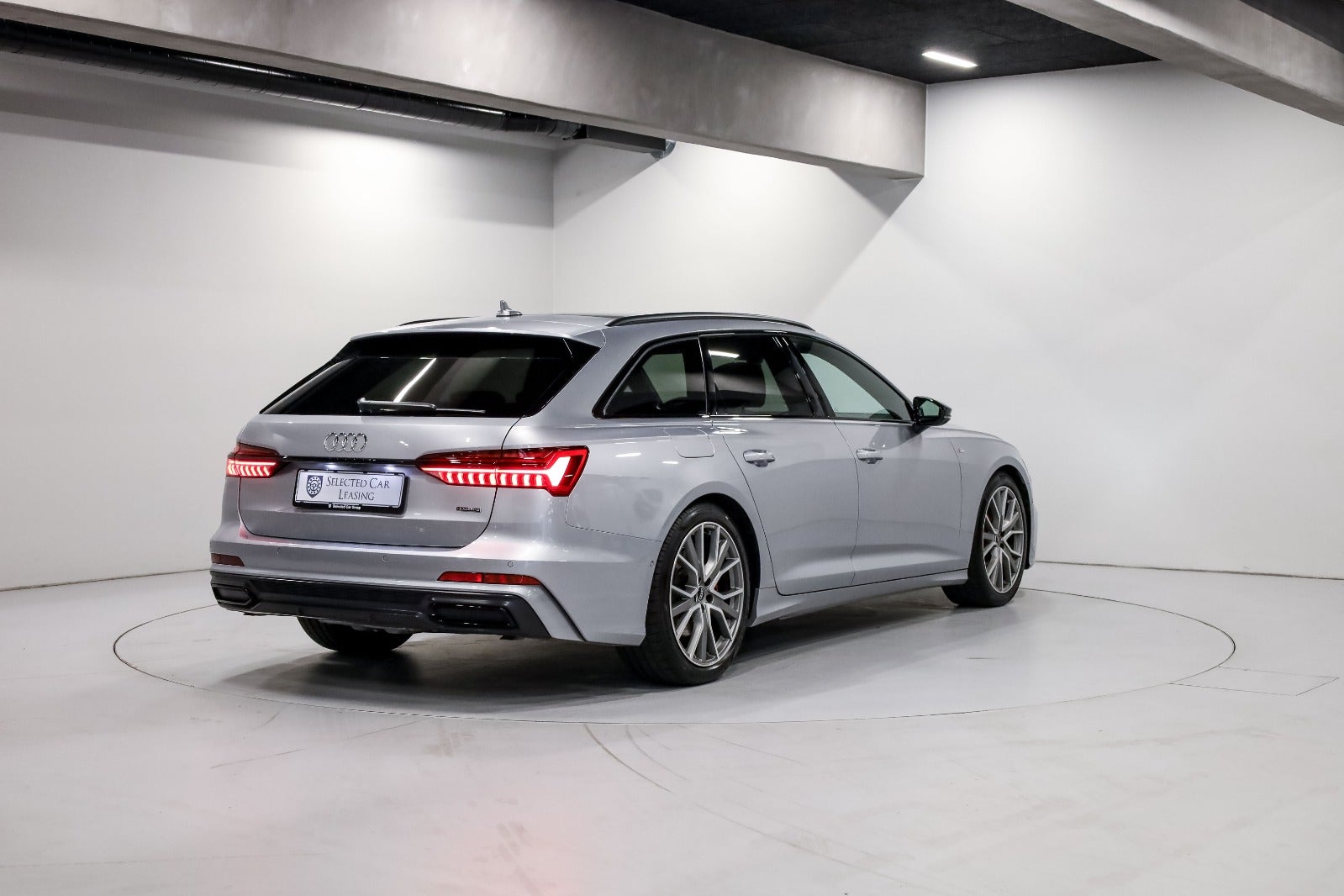 Audi A6 55 TFSi e S-line Avant quattro S-tr.