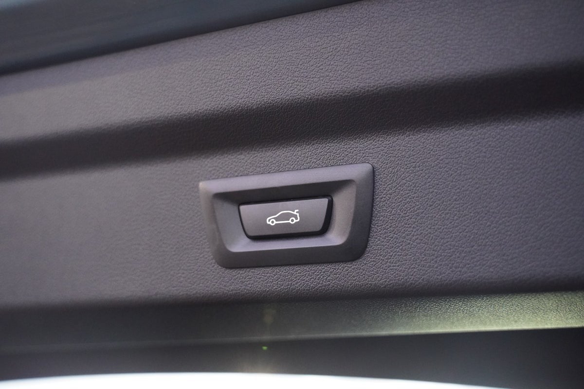 Billede af BMW iX2  eDrive20 M-Sport