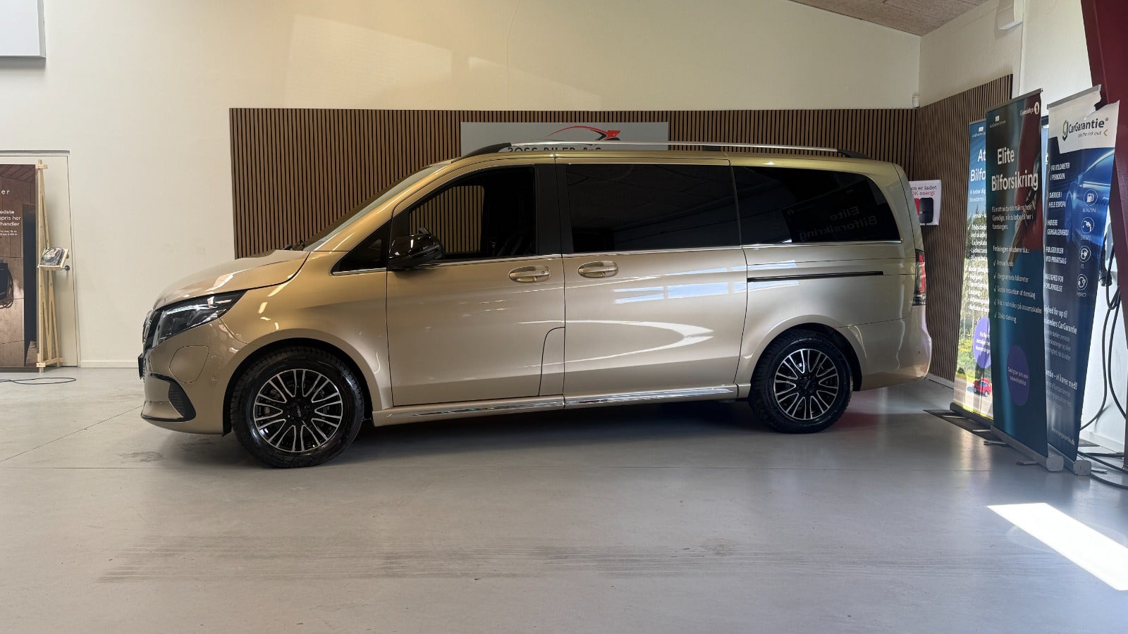 Billede af Mercedes EQV300  Avantgarde L
