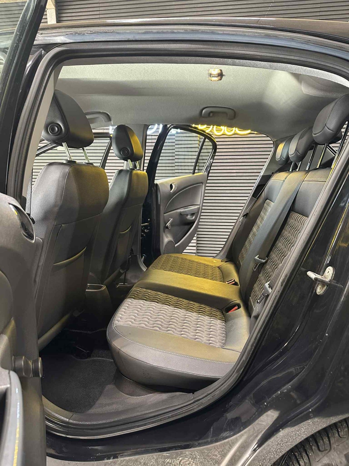 Billede af Opel Corsa 1,4 16V Enjoy