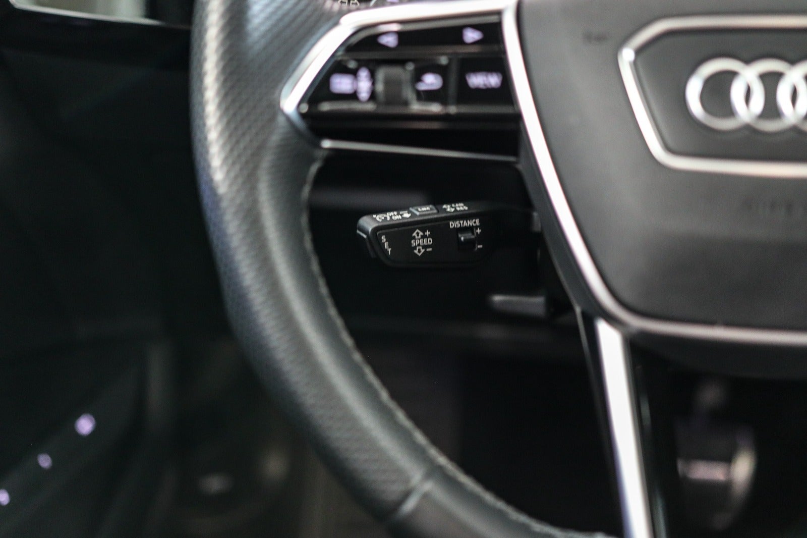 Billede af Audi Q8 e-tron 55 S-line Black Edition quattro